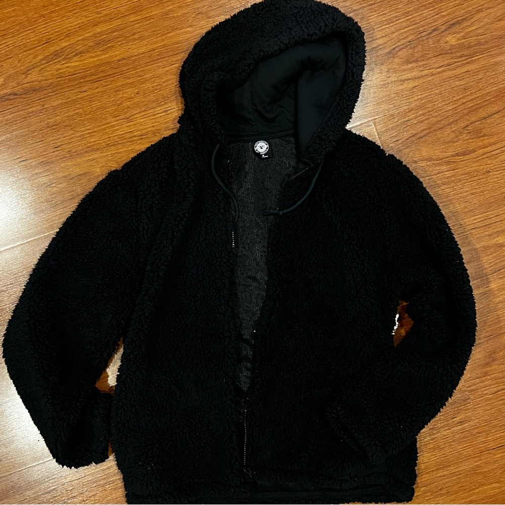 Black Fluffy Zip Up